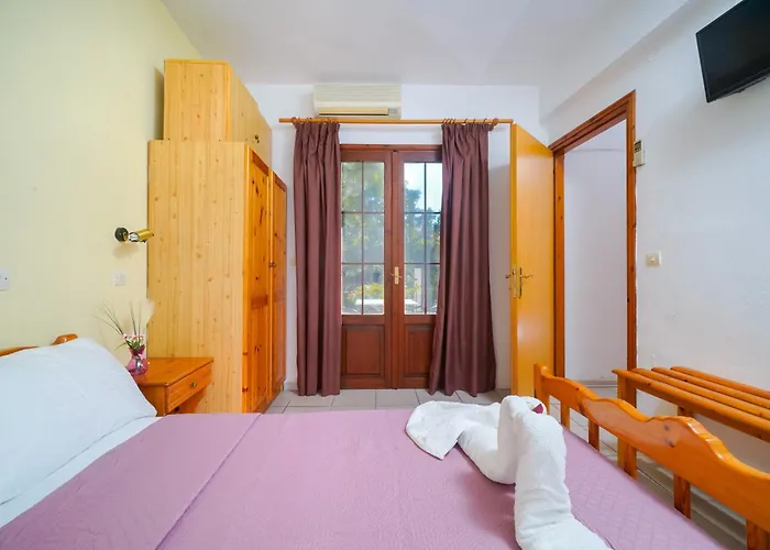 Penelopi Apartments